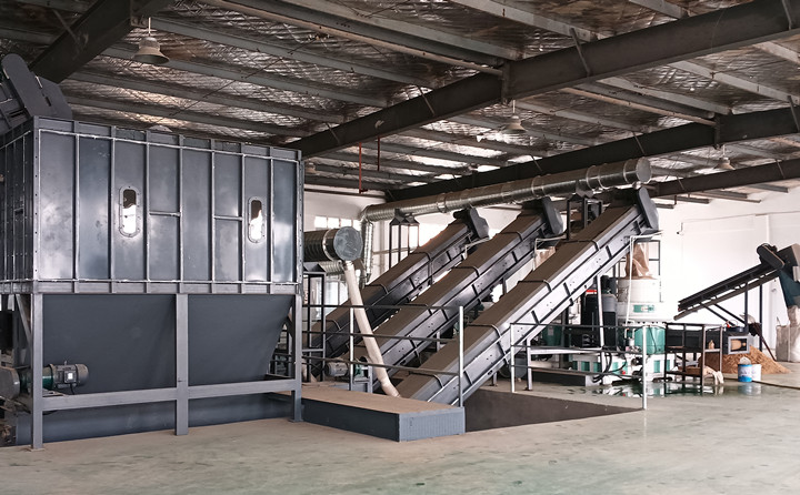 江蘇宿遷年產2萬噸木材顆粒生產線現場圖片.jpg 江蘇宿遷年產2萬噸木材顆粒生產線現場圖片.jpg